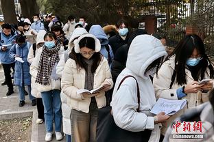 阿泰：我执教高中和女大学生9年了 我在等能够当职业教练的机会